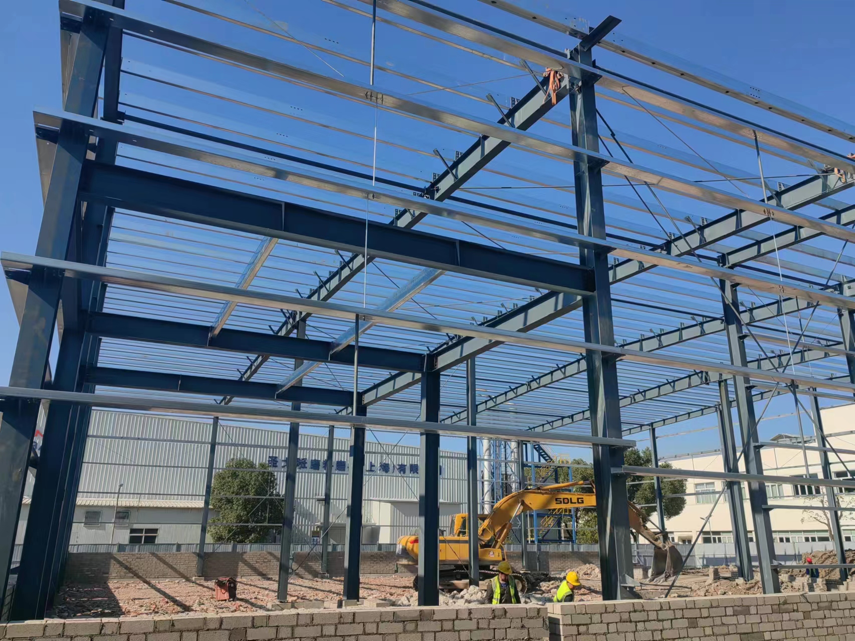 上海圣戈班磨料模具鋼結(jié)構(gòu)倉庫